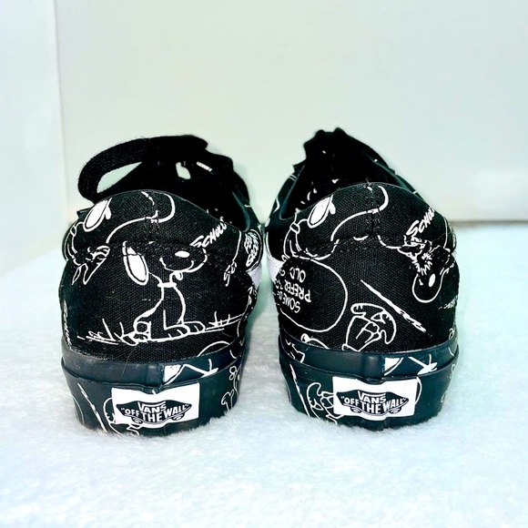 Snoopy Vans Old Skool Peanuts Snoopy - Picture 6 of 13